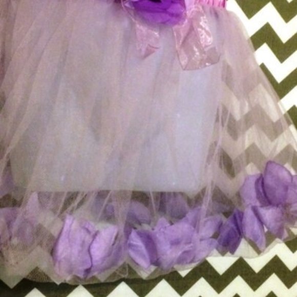 NEW IN PACKAGE *Lavender Ballet Tutu with Rose Petals in Skirt and Rose on Waist - Picture 4 of 6